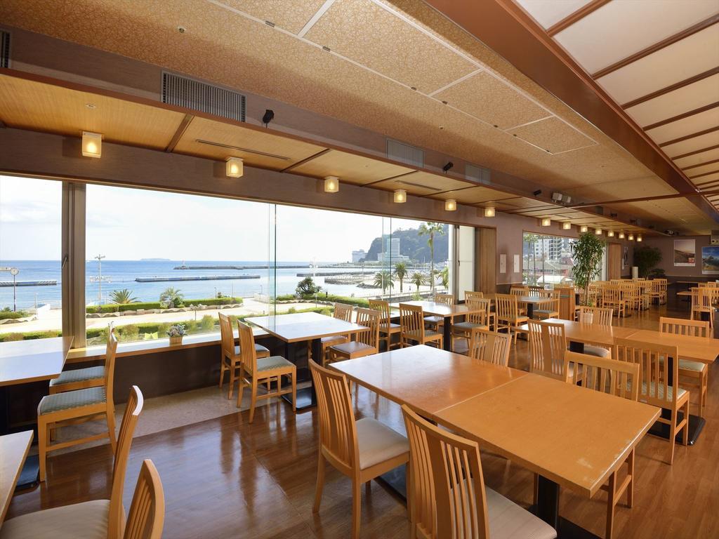 Atami Seaside Spa & Resort Exteriör bild