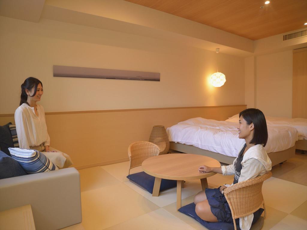 Atami Seaside Spa & Resort Exteriör bild